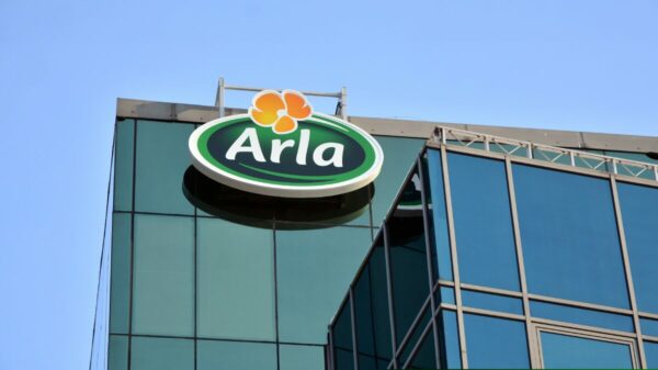 Arla has partnered with ENGIE and Infinis to sign two new solar parks which will supply about 20% of the energy needed to power Arla’s UK operation from renewable sources.
