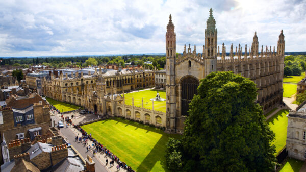 Cambridge University has said it will stop accepting financial gifts from fossil fuel firms including BP and Shell until a review is carried out.